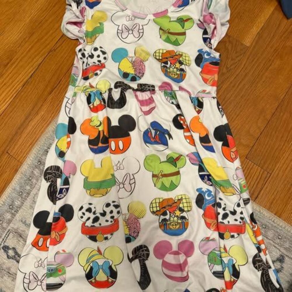 Disney girls size 7/8 dress